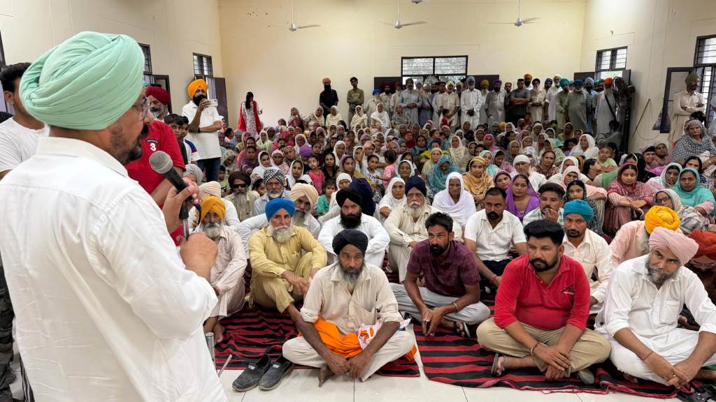 ਲੋਕ ਮਿਲਣੀ ਪ੍ਰੋਗਰਾਮਾਂ ਰਾਹੀਂ ਸਰਕਾਰ ਅਤੇ ਲੋਕਾਂ ਵਿਚਕਾਰ ਵਧਿਆ ਸਿੱਧਾ ਸੰਵਾਦ ਦਲਵੀਰ ਸਿੰਘ ਢਿੱਲੋਂ